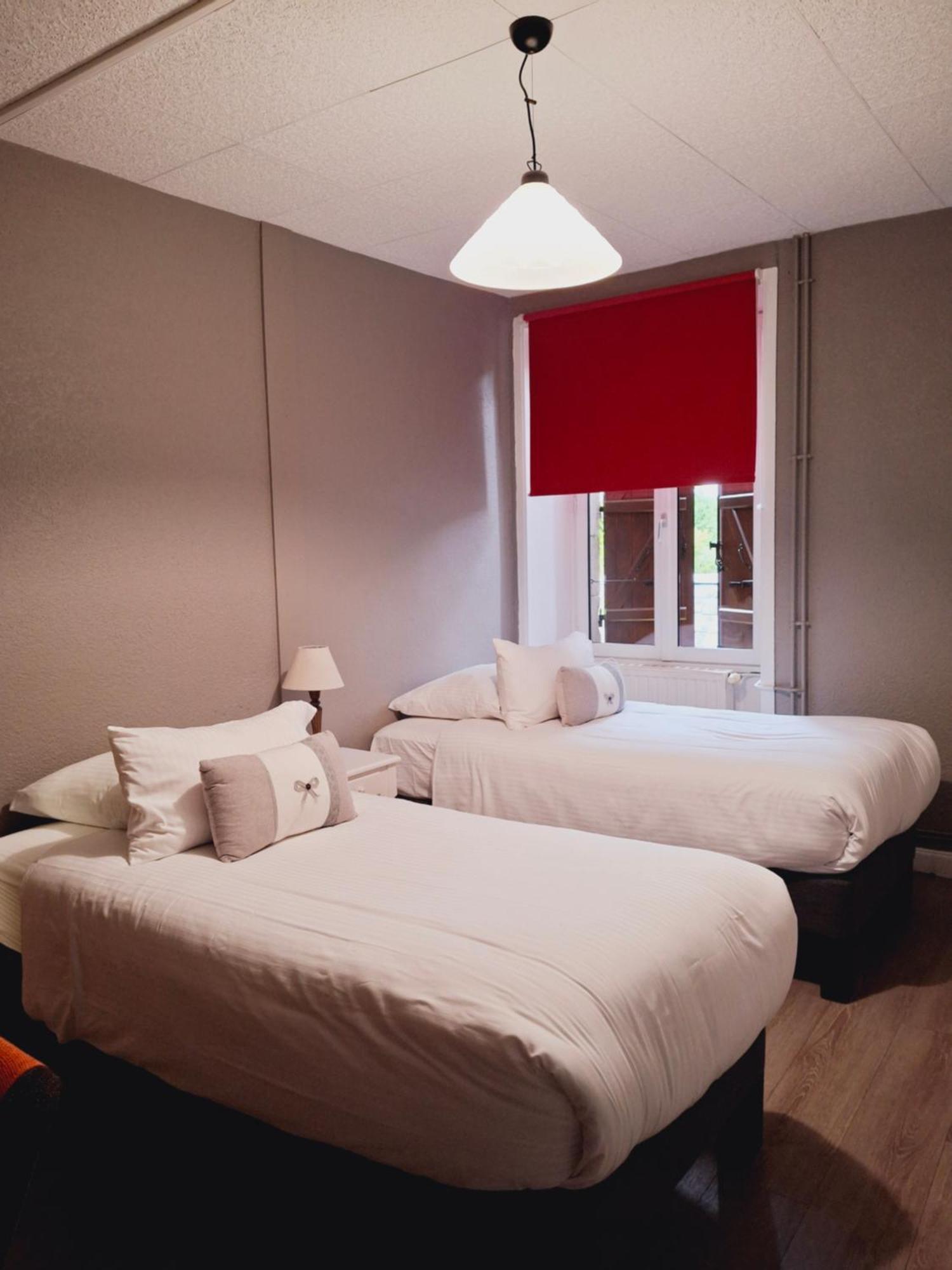 Logis Hotel Restaurant La Brasserie Treignac Dış mekan fotoğraf