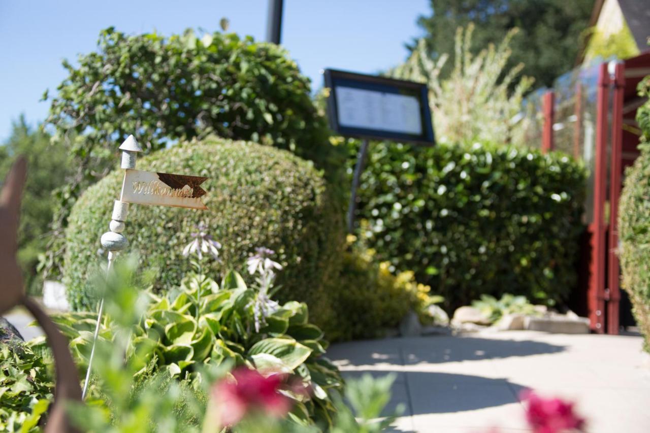 Logis Hotel Restaurant La Brasserie Treignac Dış mekan fotoğraf
