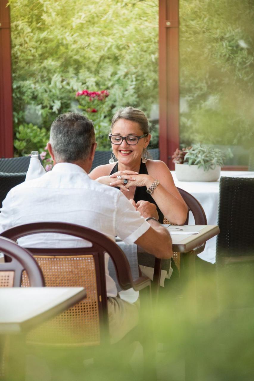 Logis Hotel Restaurant La Brasserie Treignac Dış mekan fotoğraf
