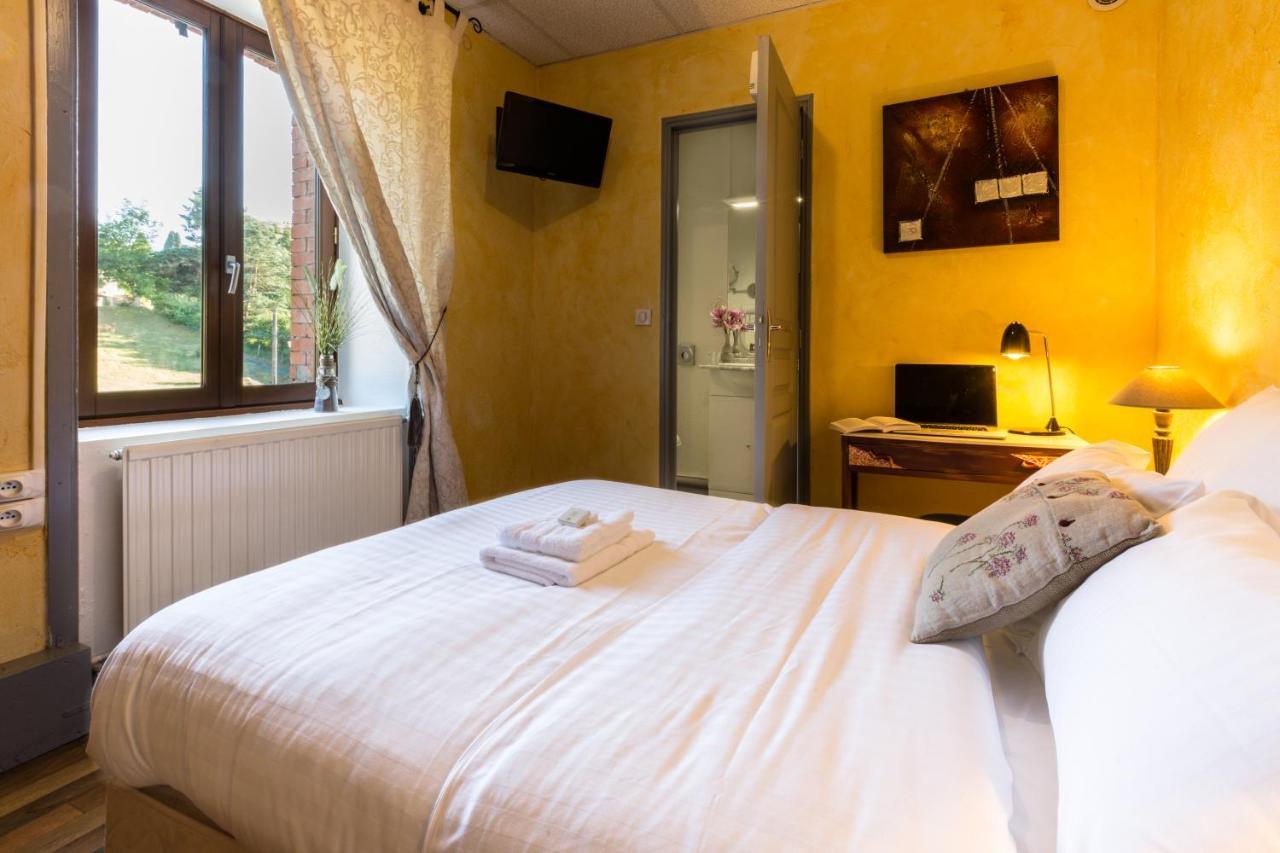 Logis Hotel Restaurant La Brasserie Treignac Dış mekan fotoğraf
